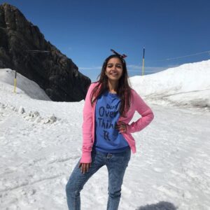 Swathi Reddy Instagram - Sweatshirt gyaan.

Post. Swipe. Remember. Lage raho.