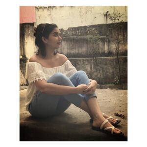 Swathi Reddy Instagram - She : Not Kate, Swati! Cameron! ( Followed by a close up of a baffled look on her face. )
