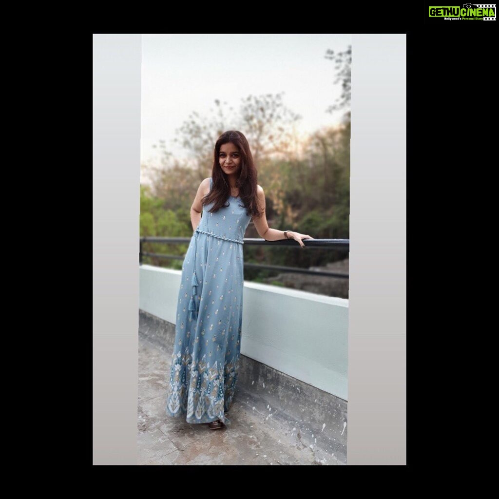 Swathi Reddy Instagram - Select multiple images Because my blue birthday dress and the pink moon have made me very happy. The weather today is nature’s gift to me.