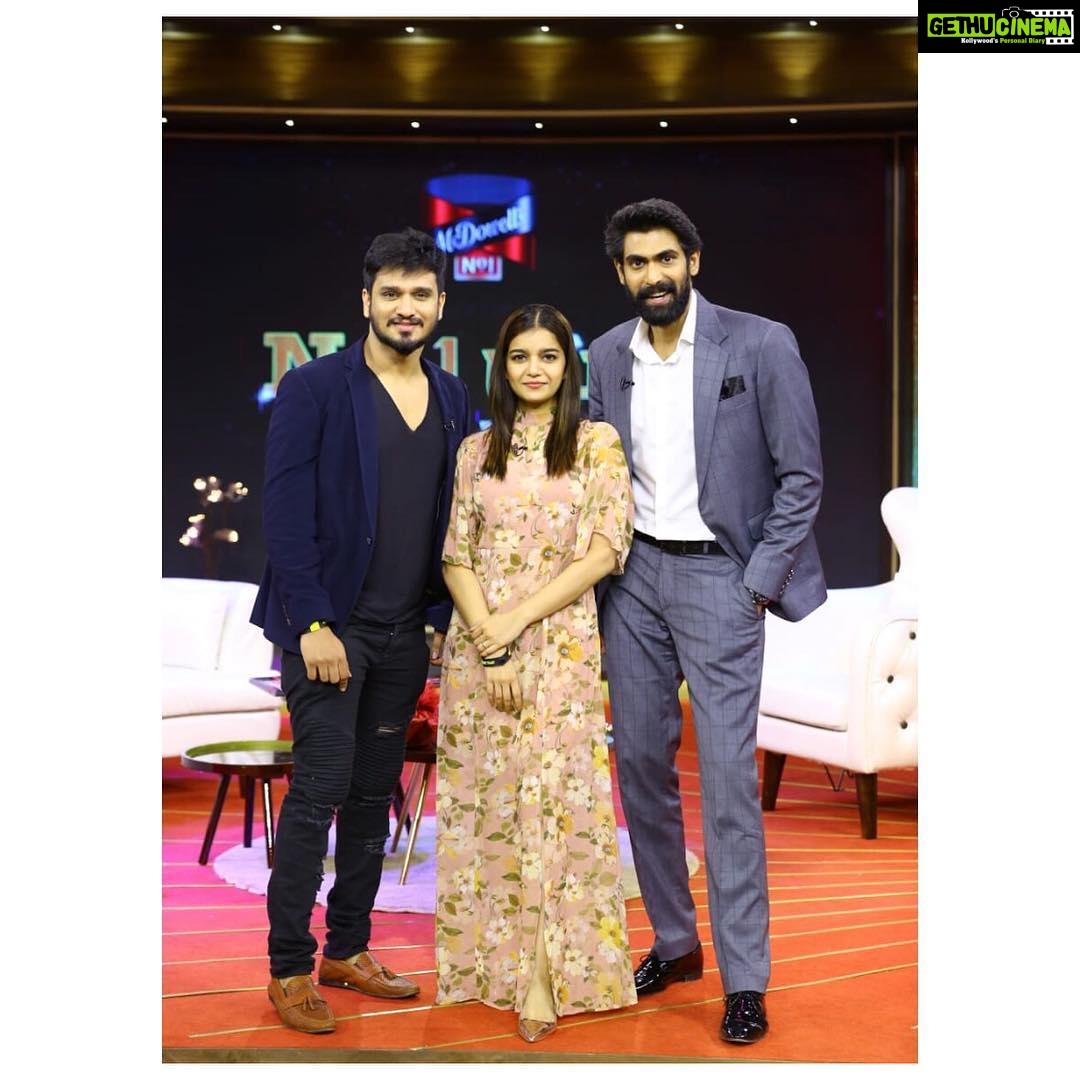 Swathi Reddy Instagram - Just. Breaking Instagram cool factor rules because it was so much fun ⭐️💛 #AboutLastNight