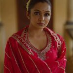 Tanvi Ram Instagram - मनमर्जियां Inframe @tanviram Photographer @jaisonmadany Styled @geethanjali_897 @sandra_resmi Wearing @madebymilankochi Videographer @grapherme Edit @salgu_maan MUA @zara___makeover Technical support @rcanandhu @annica_._