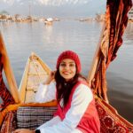 Tanvi Ram Instagram - Floatin’ along! Pc - @koshersaltgirl Travel agent - @kashmirsabbaticaltrips Attire - @zawe.calicut @_sanaah._ #travel #dallake #dallakesrinagar #kashmir #vacation #nature #pictures #naturelovers Dal Lake
