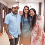 Tanvi Ram Instagram - 2018 family♥️ @sudheesh_actor @gilujoseph Photographer - @unnisurendran Attire - @western_lady_ MUA - Meeeeeeee😁 #2018everyoneisahero Hotel Tribute Royale