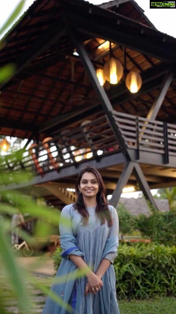 Tanvi Ram Instagram - Just tea vibes..☕ Drove to a beautiful place @plumerialakeresort to relax, witness good sunset and @malludronetraveller decided to try his shooting skills. Thought I will share a good memory😊 Wearing @kalaakaari♥ #sunset #tealover #plumeriaresort #vacation