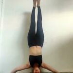 Tina Desai Instagram - @atulkasbekar tagged me when he did this pose yesterday so obviously I had to try it today. I've never seen this one before; my source of all stunt work (i.e. yoga poses) is Google. So thanks Atul. If u guys have any fun/weird poses that I could possibly try out, lemme know!