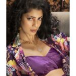 Tina Desai Instagram – S’more! ✨✨✨
Magazine @thedoormagazine
Featuring @desaitina
Photographer and Creative Director @dhruv_vohraphotography
Editor at Large and Fashion Director @jennet_david_william
Stylist @sreevardhan_keto
Make-up artist @sarrahmukadamedits
Hair stylists @tejal_makeup_and_hair
Assistant photographer: @b.runphotography
Location @blackframesstudios
Outfit @aashitajainatelier
Jewelry @nihiraa_india
Footwear @hypeshoes.in
#thedoormagazine
