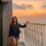Tridha Choudhury Instagram - “She breathes life into me. She lights the fire inside me “ - #thatswhathesaid ♾️ #infinitelove #theloveofmylife #toinfinityandbeyond #sunsetstories #sunsetgram #sunsetcaptures #sunset_vision #sunsetsofinstagram Soho House Mumbai