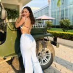 Tridha Choudhury Instagram - Wine flies when you are having fun 🍷 #vineyard #vineyards #vineyardviews #wineoclock #winecellar #vineyardtour Fratelli Vineyards, Akluj, Maharashtra.