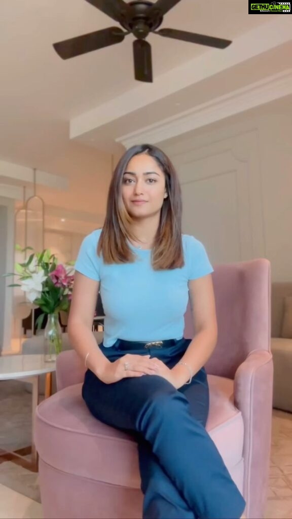Tridha Choudhury Instagram - #AD You know my one-stop solution for dull skin and dark spots? The Garnier Bright Complete Vitamin C Serum. ⭐️ It is enriched with 30X* vitamin C that helps fades dullness, and dark spots and gives you visibly bright skin in just 3 days*! Try it for yourself and thank me later! 7ml trial pack available now starting at Rs 129/- *vs Bright Complete SPF 40 Serum Cream. *Basis clinical study on reduction of spot colour & number, not size @garnierindia ⭐️ #Garnier #BrightComplete #VitaminC #Serum #Skincare #Dullness #Darkspots #brightness #skincarethatworks #skincareroutine #skincarecommunity