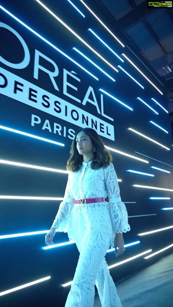 Tridha Choudhury Instagram - #Sponsored Welcome to the L’Oréal Professionnel Scalp Beauty Verse Event, where beauty meets technology 💙 Thanks to my hair pro @shinejanarthanan from @mmtimemachine who guided me through the entire event and helped me understand the importance of scalp health and what my scalp needs💙 The whole experience was very insightful and fun! Each zone was very innovative & had its own specifications. Based on my pro hair dresser’s diagnosis,I was recommended to use The Scalp Advanced Anti-discomfort dermo shampoo. It contains niacinamide and sorbitol that soothes and nourishes my scalp and hair 💙 Stay tuned for more 💙 To get your personalised diagnosis in-salon Scalp Advanced treatment or to get their retail products visit your nearest L’Oréal Professionnel partnered salon today. #BreakTheCycle #NewStartAhead #ScalpAdvanced @lorealpro_education_india @lorealpro #haircareroutine #haircareproducts #healthyhairjourney