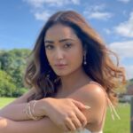 Tridha Choudhury Instagram – The True Beauty of a woman ….lies in the … finish the sentence with an appropriate word of your choice 💙

#travelwithtridha #traveldeeper #traveltoexplore #traveltoday #traveltherapy