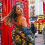 Tridha Choudhury Instagram - Countdown to Christmas 🎄 Captured by @kohinoorsinghkgx 🎄 #london🇬🇧 #londoncity #londonfashion #londondiaries #londonlove #londontravel #londonchristmas #christmasdecorations #christmasmood #christmasspirit #christmas2022