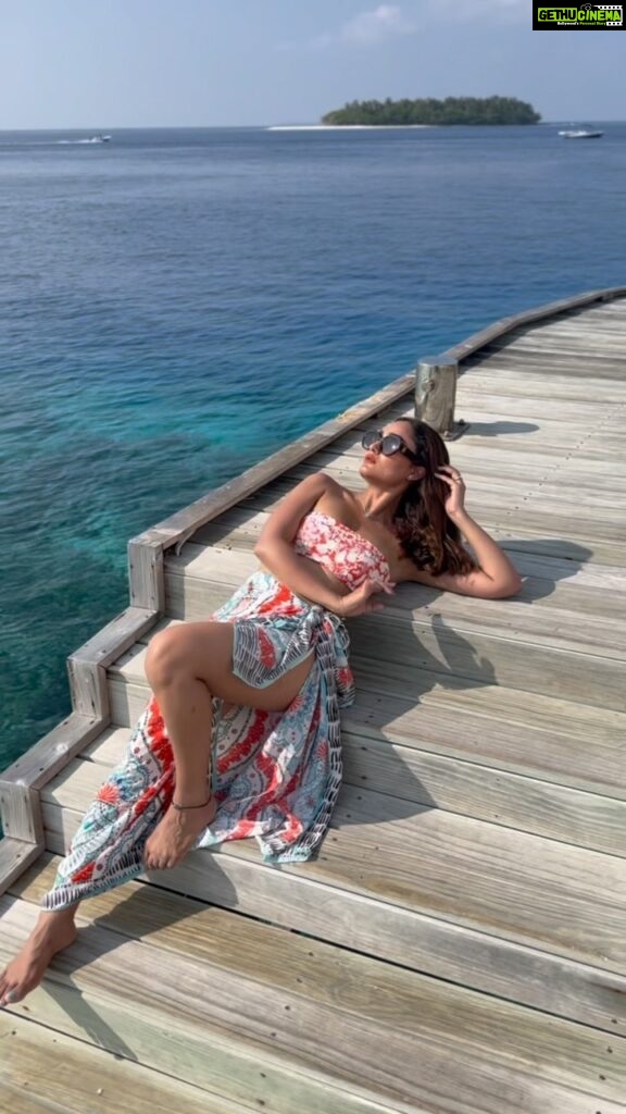 Tridha Choudhury Instagram - Watch me Flow ♥️ #flowwithit #yogaflow #gowiththeflow #travelwithtridha #travelandleisure #travelandexplore #traveldeeper #maldives2023 #vacation2023 #instavacation #instavacations