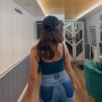Tridha Choudhury Instagram - Had to walk to this song !!! 🎵 #sabgazab #selfiegram #lifeofanactor #behindthescene #bollywoodsong