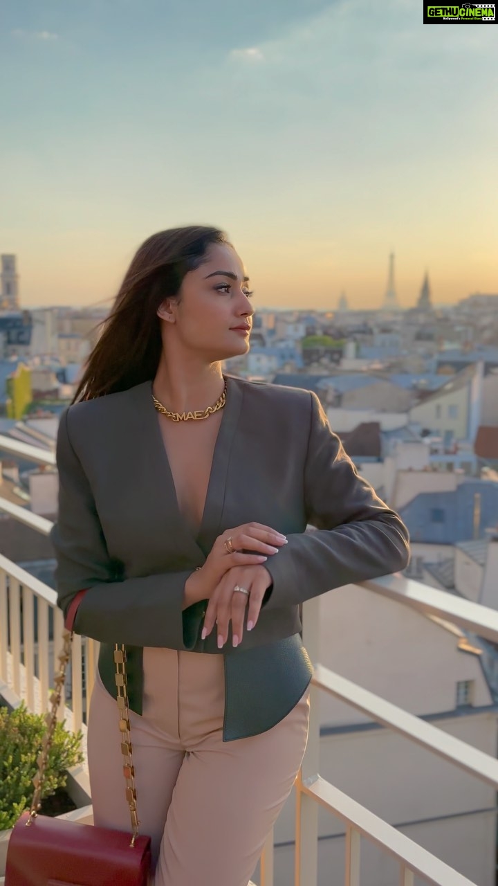 Tridha Choudhury Instagram - Nature ,God and Love, balance the three and you have Harmony 🪬 #gratefulheart #gratefulbeyondwords #livelaughlove #travelwithtridha #travelandleisure #traveldeeper #parisrooftops #rooftopparis #rooftopview Hôtel Dame des Arts