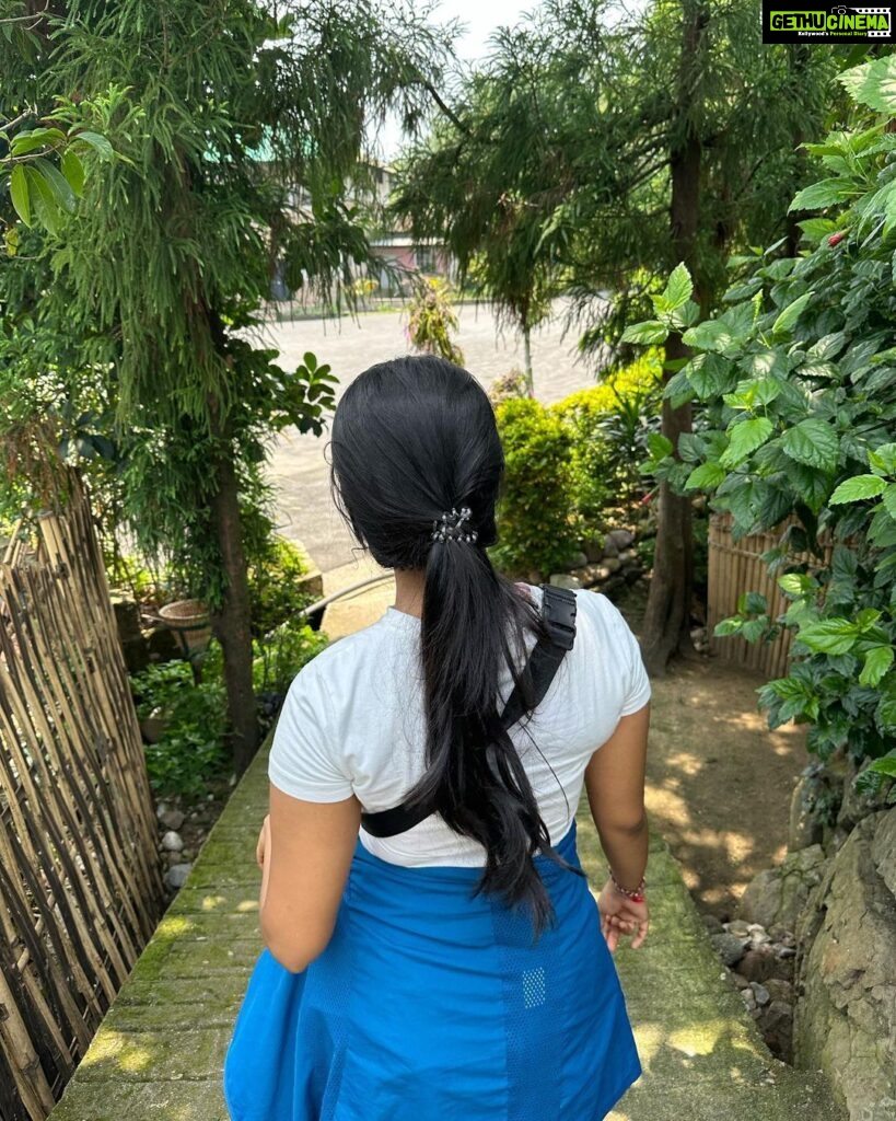 Ulka Gupta Instagram - When you’re in the cleanest village of Asia, you don’t just see cleanliness you feel it too 🦋 #mawlynnong #meghalaya #traveldiaries Mawlynnong Village