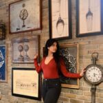 Ulka Gupta Instagram - Looking for love in all the wrong places ♥️