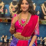 Ulka Gupta Instagram - @lotus_silver_jewellery @kanakagrwl @navneeth_bhansali Styled by @aishwaryavenishetty_official Dress by @archithanarayanamofficial Mua @triyas_glam_makeup