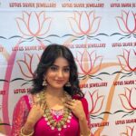 Ulka Gupta Instagram - @lotus_silver_jewellery @kanakagrwl @navneeth_bhansali Styled by @aishwaryavenishetty_official Dress by @archithanarayanamofficial Mua @triyas_glam_makeup