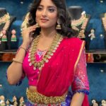 Ulka Gupta Instagram - Congratulations Lotus Silver Jewellery @lotus_silver_jewellery @antiquelotuss_official @kanakagrwl @navneeth_bhansali Styled by @aishwaryavenishetty_official Langa Voni✨ @archithanarayanamofficial @mysouthdiva