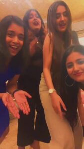 Ulka Gupta Instagram - @priyamallickofficial @sumbul_touqeer @riyasharmaa_09 @anushka_merchande @guptainji @nidhibhavsar_official