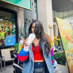 Ulka Gupta Instagram – Ssip-Ssup 🙃

#chacafé is definitely my new found love ❤️ 

@niikkkiiii_thakur capturing me in my element 
.
.
.
#vietnamesecoffee #vacation