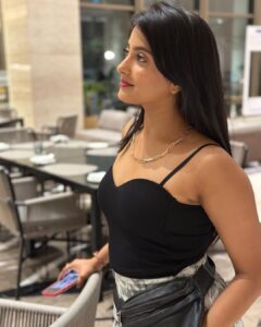 Ulka Gupta Instagram - ❤️@courtyardshillong 

#meghalaya #shillong #traveldiaries