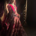 Ulka Gupta Instagram - Indian Queens Slay ⚜️❤️ Picture credits @dopmanishsharma Mua @kalpesh_desai01 #ulkagupta Film City