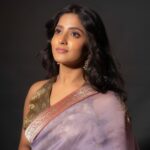 Ulka Gupta Instagram - Styling- @aishwaryavenishetty_official Outfit- @tilakamsarees Jewellery- @kasturisilverjewellery Photography- @sharathchandra_photography