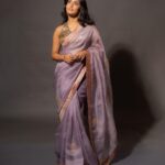 Ulka Gupta Instagram - Styling- @aishwaryavenishetty_official Outfit- @tilakamsarees Jewellery- @kasturisilverjewellery Photography- @sharathchandra_photography
