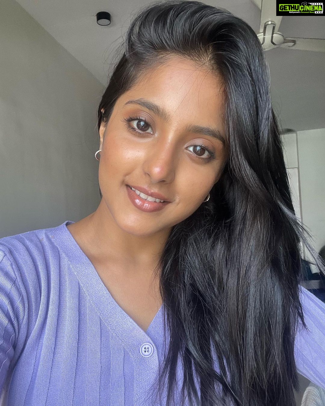 Ulka Gupta Instagram - You must like me for me 🪁