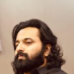 Unni Mukundan Instagram - Believe in The Beauty Of Your Dreams 🤝