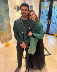 Upasana Kamineni Instagram - This one is special ❤️ 
Soooo thankful & grateful for everything.
My faith in the @thesecret365 has become stronger. 
Manifest with a pure heart, clear goal and wish well for all. 
Valli pinni & Rama Amma the strongest force behind the scenes, we admire u sooo much ❤️ 

 @vanityfair party - wearing:

 @falgunishanepeacockindia 
@binagoenkaofficial 
@sandysartistry - hmu 
Last few images by @arifminhaz