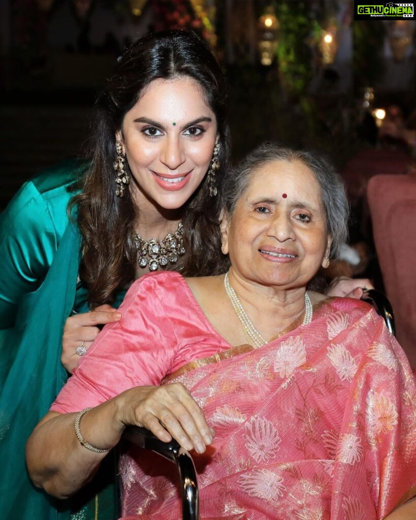 Upasana Kamineni Instagram - She lived a life filled with gratitude, empathy, dignity & love till the very end. I made peace with her departure by learning to celebrate her life. RIP 🙏 Pushnani brought me up & I will remember her fondly forever. I promise to give my children similar experiences I cherished with my grandparents. 🙏