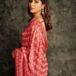 Upasana Kamineni Instagram - #Throwback to being dressed by @manishmalhotra05 & @anaitashroffadajania in my first trimester. 🤗 ❤️ - was going through my phone & wondered why I didn’t post these earlier!!!