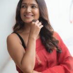 Vani Bhojan Instagram - ❤️ @karthikakphotography