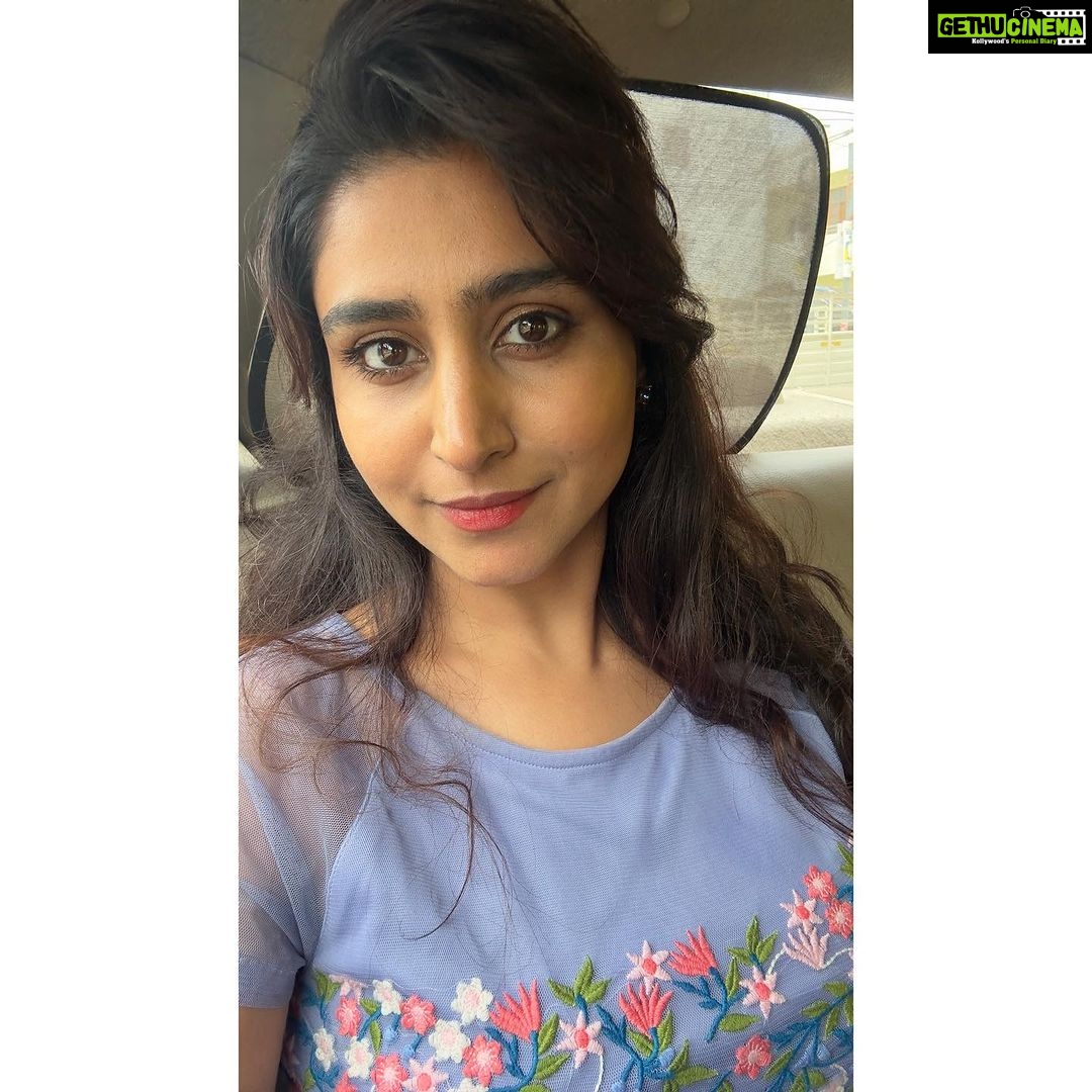 Varshini Sounderajan Instagram - Good morning people’s