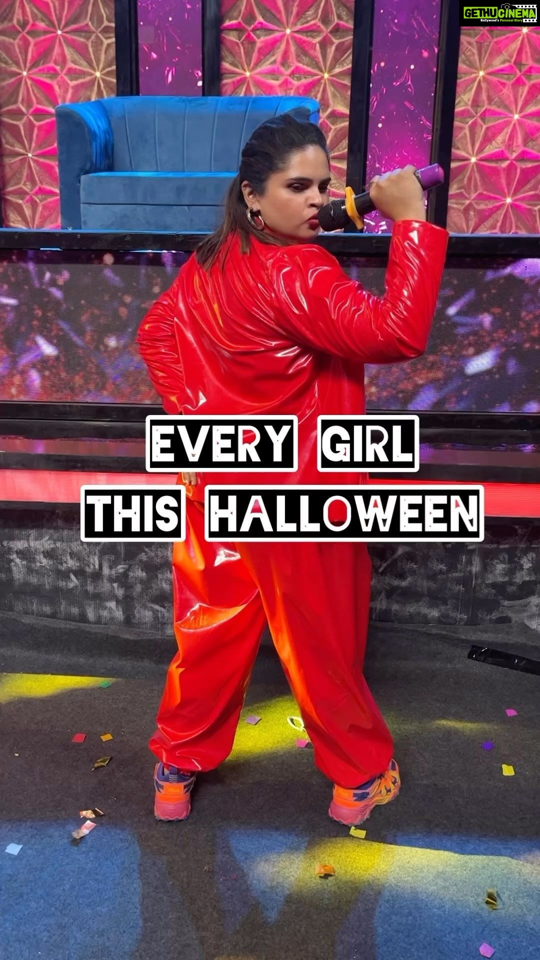 Vidyulekha Raman Instagram - Not Rihanna but Rakkamma! And instead of an actual baby, I have a food baby 🤰🏻🍕🙃 Also thanks for this super cool costume @sahivarma_stylist #nfl #superbowl2023 #rihanna #halloweencostume #funnymemes #funnyvideos #viral #feelitreelit