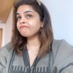Vidyulekha Raman Instagram - Tag a shopping addict 😂🛍️💸👜 #funny #funnyreels #feelkaroreelkaro #shopping #trendingreels #shopaholic #retailtherapy #handbags #luxury #luxurylifestyle #shopaholics #luxurylife