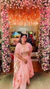 Vidyulekha Raman Instagram - 🌸🦋🌺 Mehendi Look 🌸🦋🌺

Dress - @jyotishdhiwakar.vastramvesture 
Sourcing - @paviiiee_08 
Hair - @makeupstoriesbythilags 

 #weddings #weddingphotography #wedding #indianwedding #mehendioutfit #mehendidesign #sareelove #indowest #dhotisaree #dhotipant #mehndi #mehndioutfits #jewellery #jewellery #jewellerydesign #southindian #mehendi #tamil #sisterofthebride #sisterswedding #chennai #trendingreels #reelsindia #mehendilove #haldi #indianoutfit #indianwedding #weddingdecor #weddingwear #weddingmakeup #weddinghair