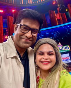 Vidyulekha Raman Instagram - The year has just begun & I feel it’s already made! Was an honour and privilege to perform in front of @chiranjeevikonidela garu ✨♥️ love you sir. You were such a sport! 

#SumaAdda @chiranjeevikonidela #WaltairVeerayya #MassMoolavirat #MegaMassJathara @director.bobby @vennelakish #sankrantispecial #EtvTelugu #123telugu #sumaadda #brandnewshow #telugushow #etvshow #etvtelugu #etvwin #sumakanakala #entertainment #entertainmentshow #chiranjeevi #megastarchiranjeevi