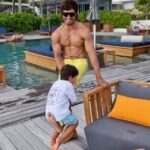 Vidyut Jammwal Instagram - Training every part of the human body.. Happiness, playfulness,the child within strengthening a bond!! #itrainlikevidyutjammwal