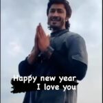 Vidyut Jammwal Instagram – Crakkk…
Yes I am crakk!!
Happy new year