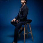 Vidyut Jammwal Instagram - Merry Christmas and a Happy New Year. . . . @mansworldindia Photographer: Rohit Gupta @rohitguptaphotography Fashion Editor : Neelangana Vasudeva @neelangana Brand Director: Noha Qadri @nohaqadri @rarerabbit_in @scotteyewear