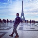 Vidyut Jammwal Instagram - The best thing about a SOLO TRIP is that it belongs to YOU and only YOU..Take it!! Don’t be scared to take it and don’t be scared to get addicted 🎶🎵