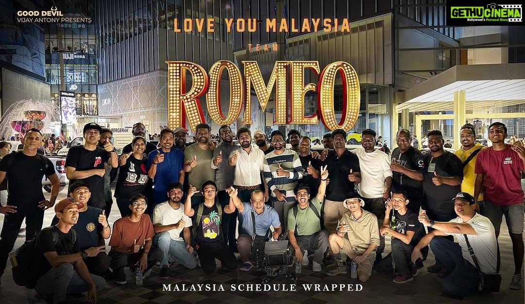 Vijay Antony Instagram - Malaysia schedule of #romeo & #loveguru successfully wrapped up ❤️ Thank you team😊 @gooddeviloffl @vinayak_vaithianathan @mirnaliniravi