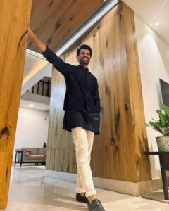 Vijay Deverakonda Instagram - :)