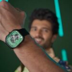 Vijay Deverakonda Instagram - Announcing my partnership 🤝 with @fastrackworld! We have serious plans of having lots of fun. 😌😉 Do you see a contradiction? 👀 Then take a look at that watch again!⌚️ #BeBoth #Fastrack #FastrackWorld