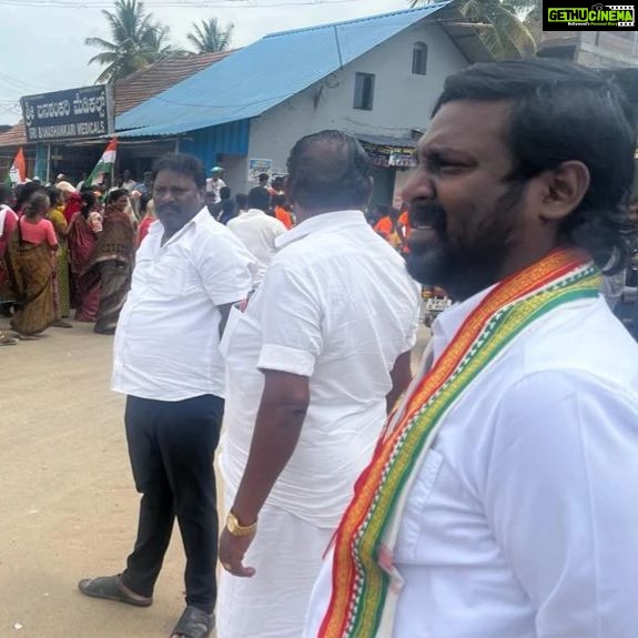 Vijay Vasanth Instagram - Campaigning for Kadur assembly @INCIndia Shri. Anand. With every passing day of campaign the winning prospects of our candidates are getting better and better. #CongressForProgress #KarnatakaAssemblyElection2023