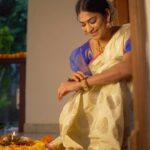 Vijayalakshmi Instagram - Thiruvonam 🌸✨ Dm or Call for Bookings 📞8838196496 Photography - @_framemephotography Decor - @events_by_sash MUA - @swapsmakeover.in Costumes - @thedosscompany Jewel - @chennai_jazz #onam #onamcelebration #happyonam #onamspecial #onam2023 #instagramforbusiness #onamashemshagal #onamday #vijayalakshmi #instagram Chennai, India